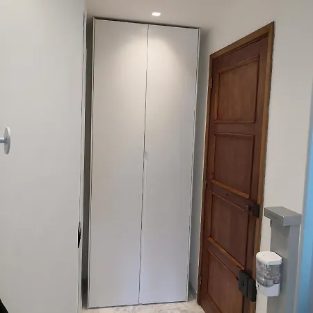 Class Apartamento *